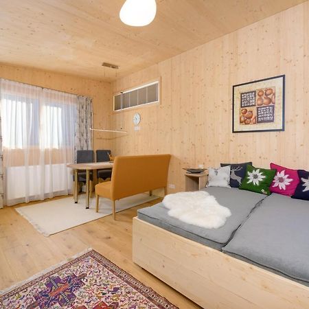 Appartement - Vollholz Studio Im Zentrum Von Флахау Екстер'єр фото