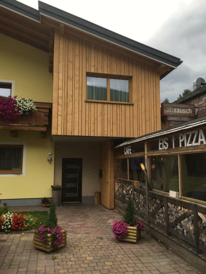 Appartement - Vollholz Studio Im Zentrum Von Флахау Екстер'єр фото